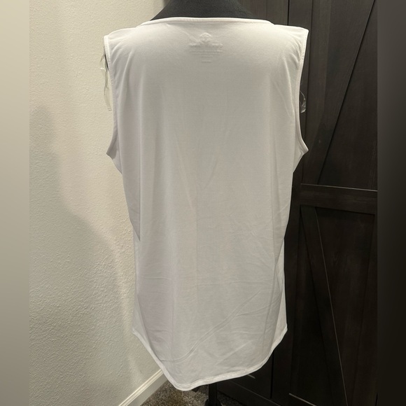 Covington Classic White Tank Top - Picture 2 of 4